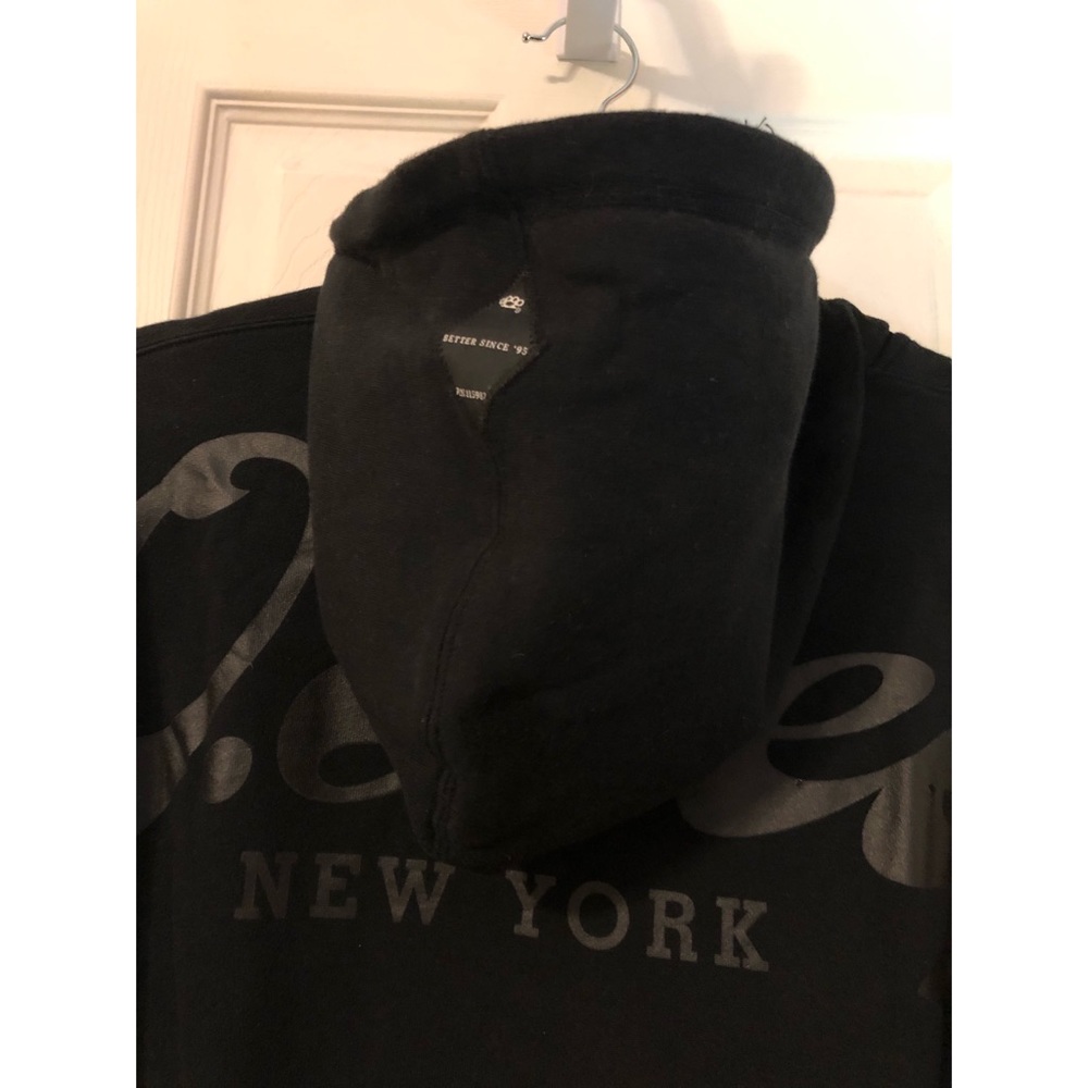 10.Deep Hoodie - Picture 4 of 7